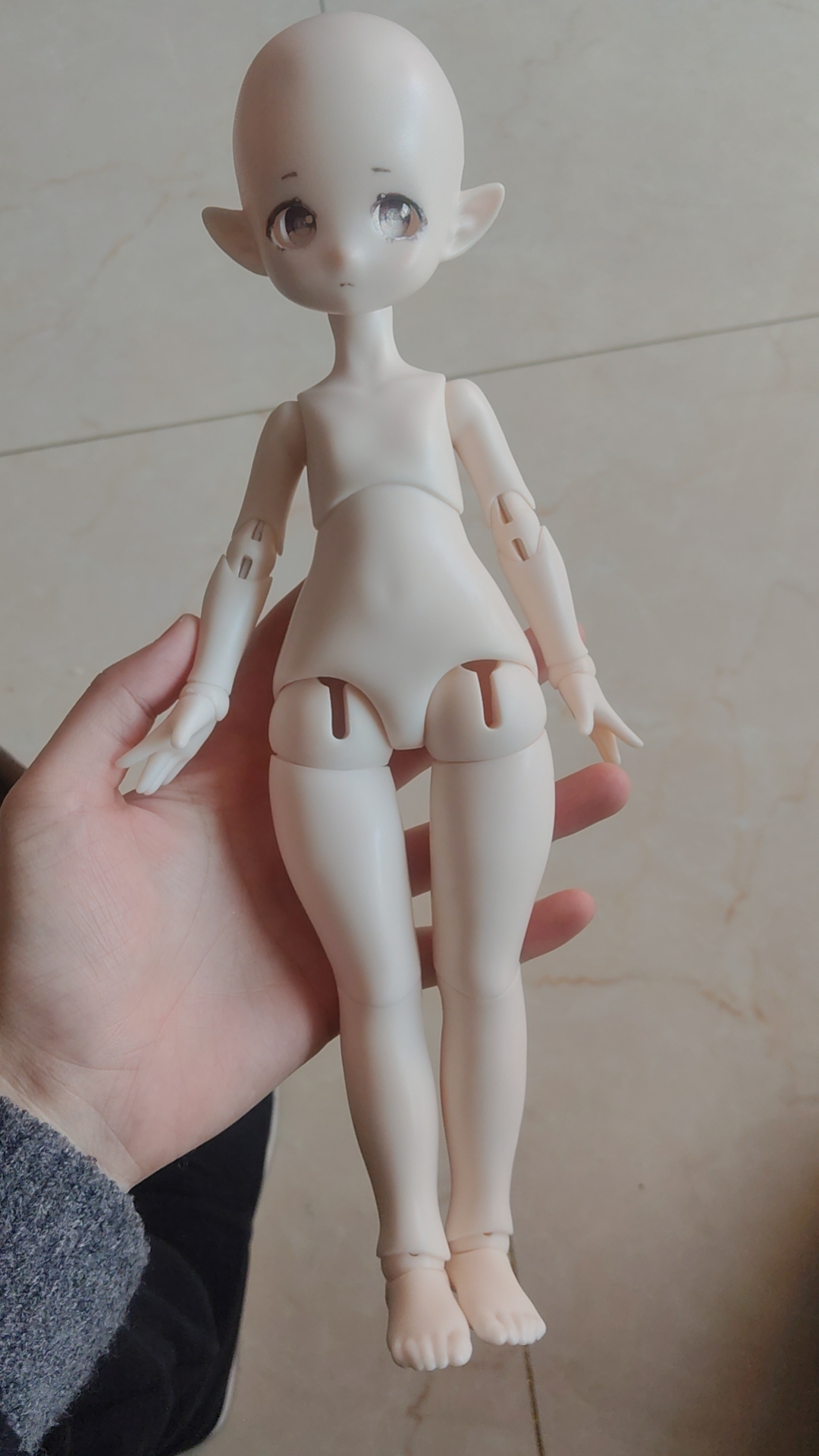 就是脚踝这些地方有点瑕疵,小腿上有一条裂纹,但是看...-跺网