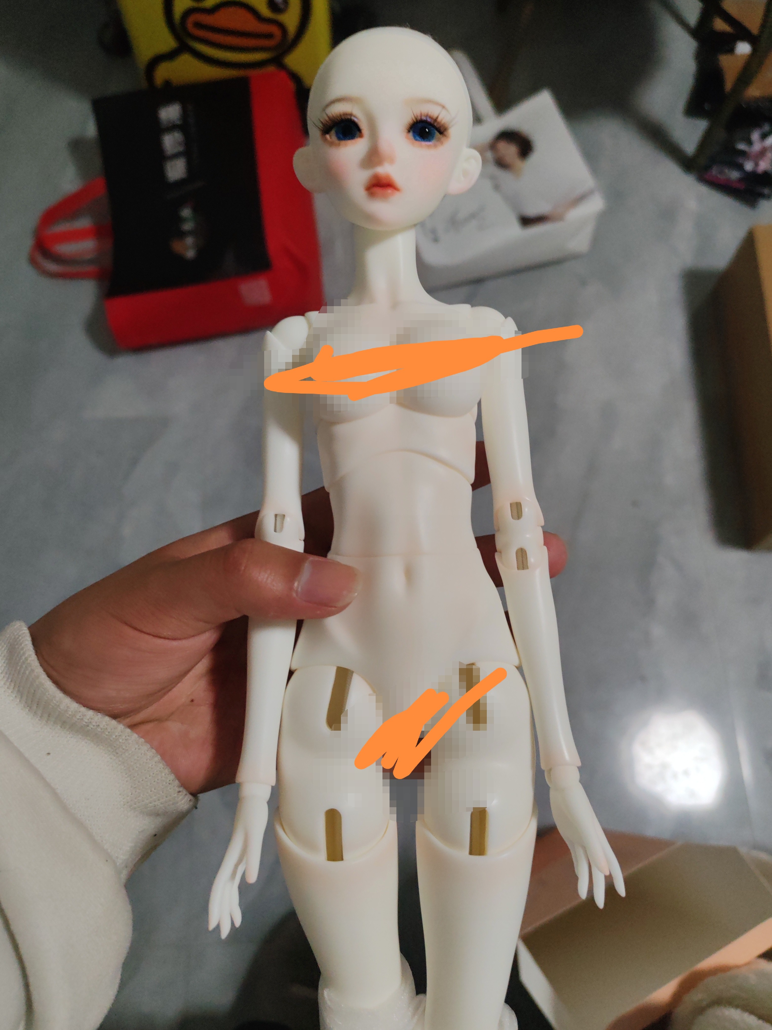 到手后爱不释手，把玩了很久，体妆和面妆都很棒，只是很想知道怎么把面妆保护起来，可动性也很棒，腿部不能 ......