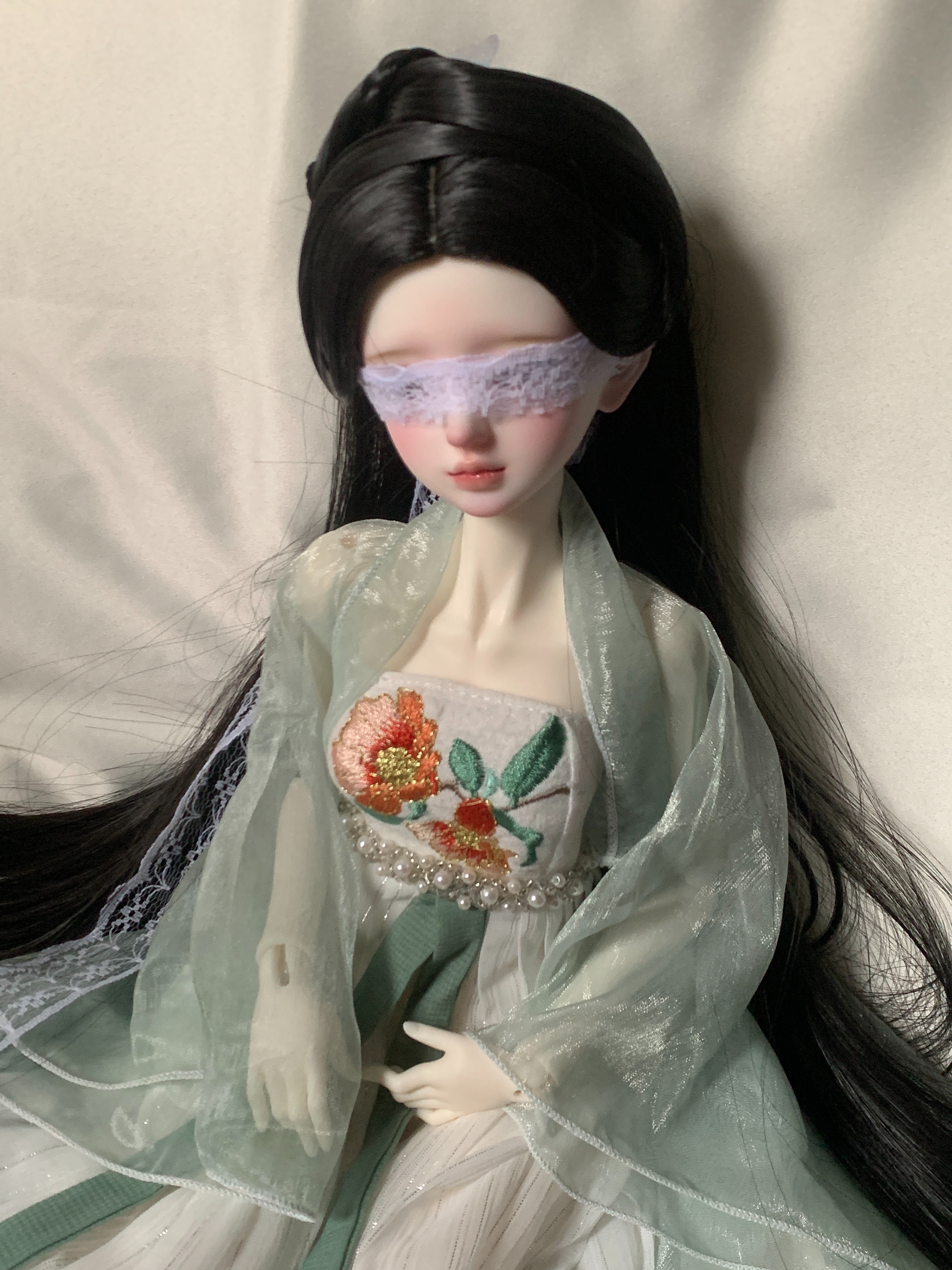 太美了温莎体配我们家yuri!!自立杠杆滴!坐着也好美😍-跺网