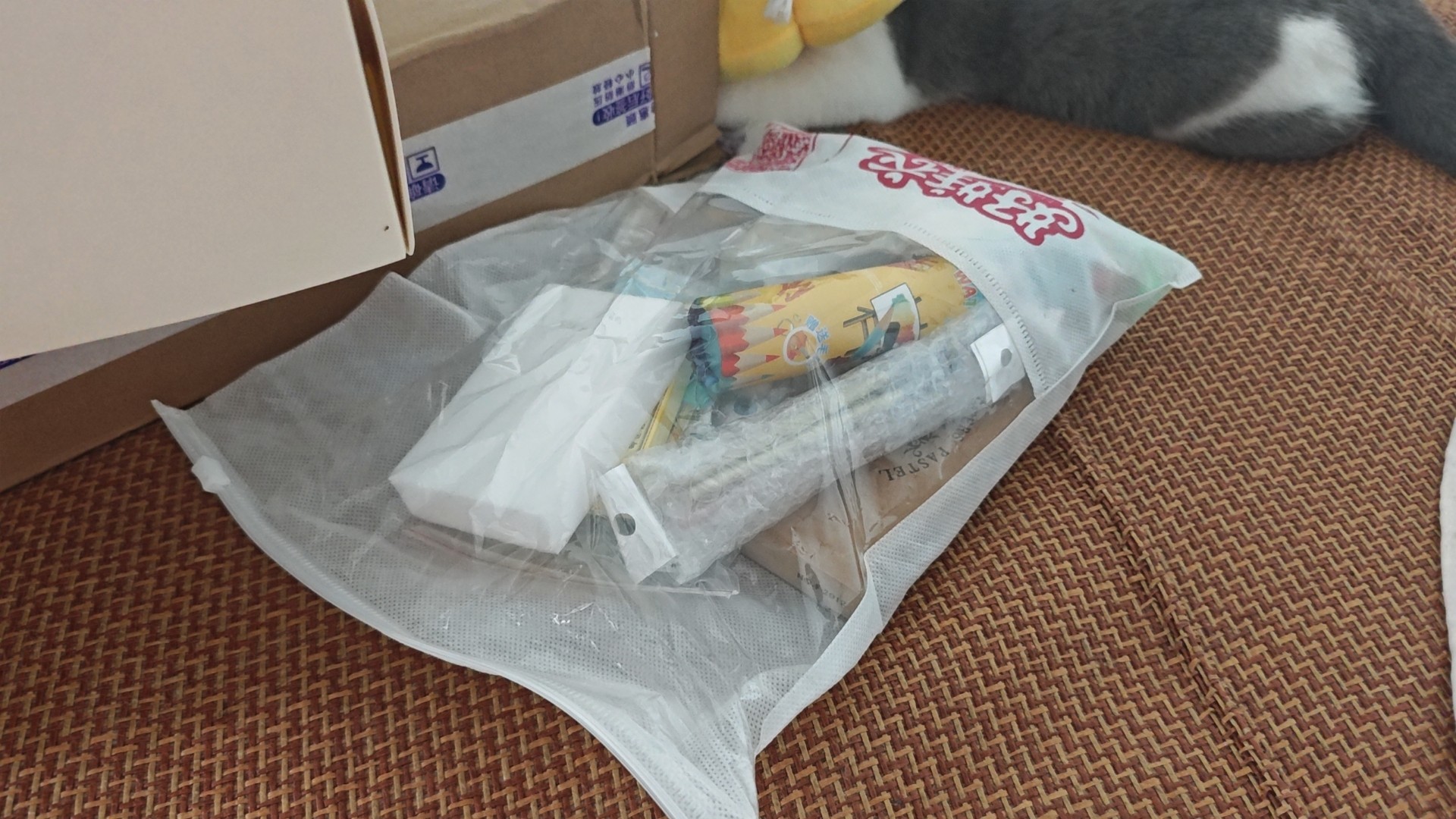 已经收到啦，很不错，还有赠品，性价比太高啦，爱了爱了物流速度真的是没话说，就是一个字：快。商品从外包 ......