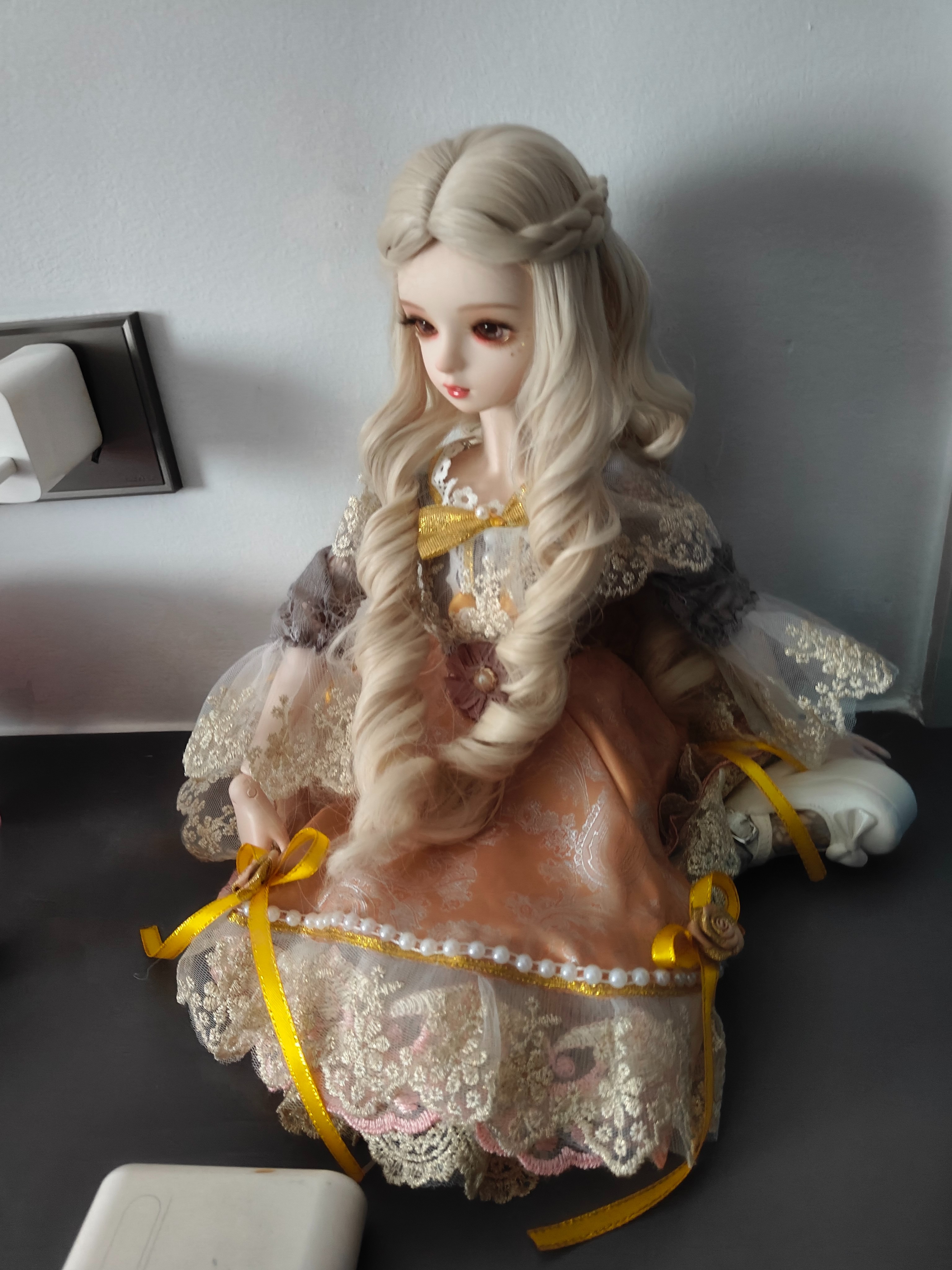 做工很精致，手册很详细很适合新手，客服小姐姐态度也很好，女朋友非常喜欢