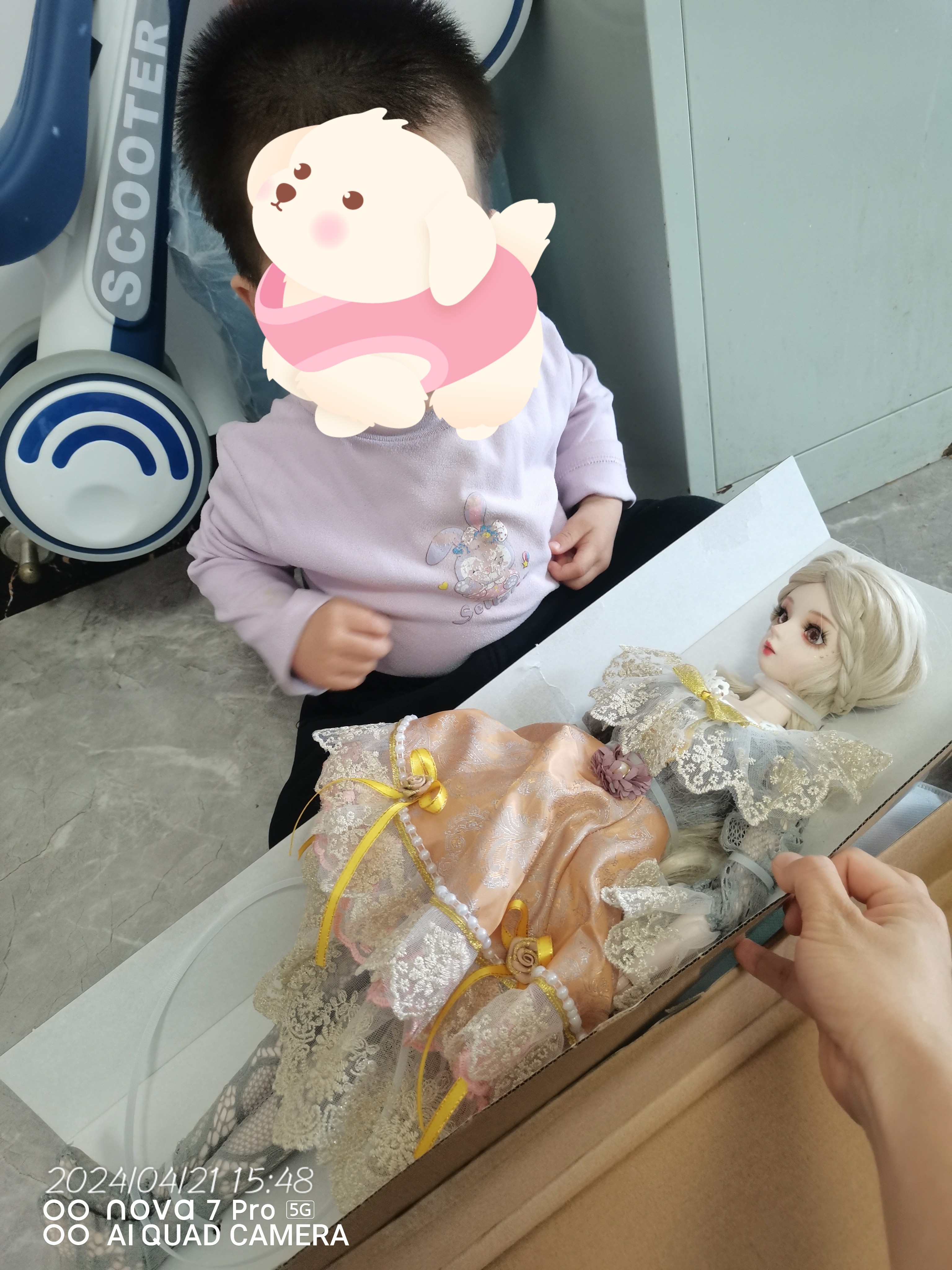 宝宝好喜欢，还送了假发跟一套衣服鞋子，347大洋 适用年龄：全部女孩