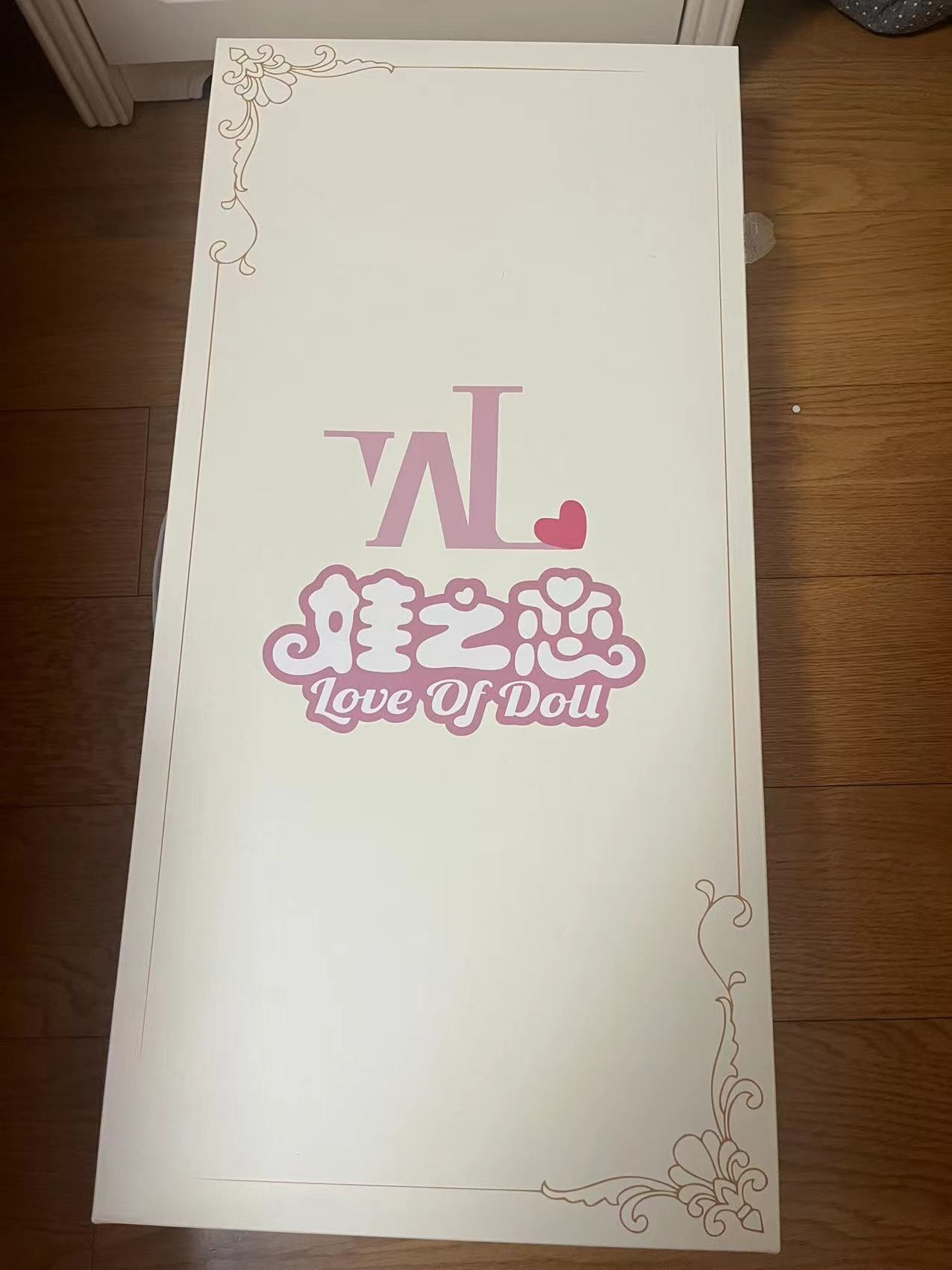 娃娃很漂亮，小朋友很喜欢！