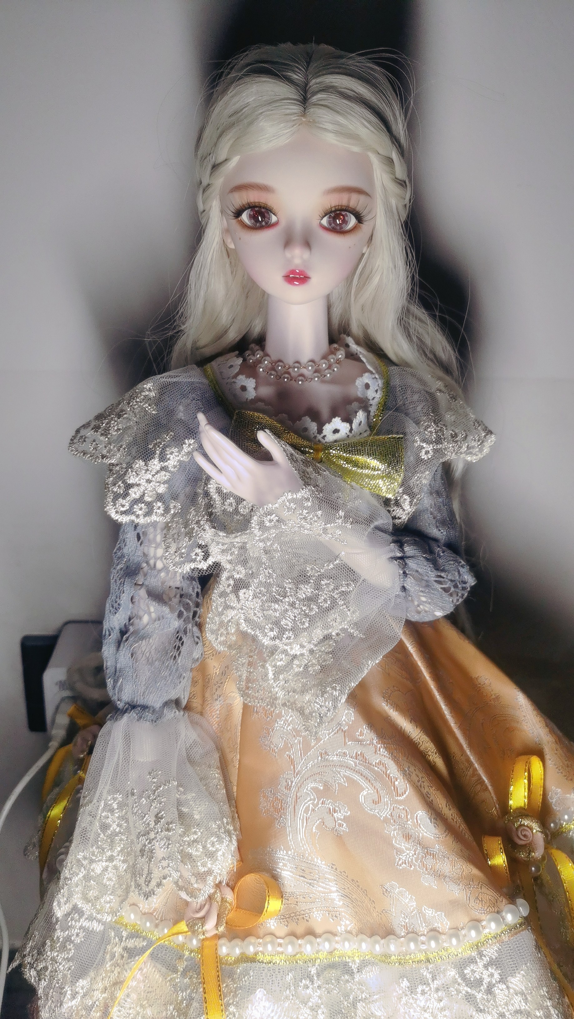 美美哒公主，感谢小仙女烊烊一开始咨询的细心讲解，收到货后，月月也是耐心帮我解答问题！客服细心娃娃漂亮 ......