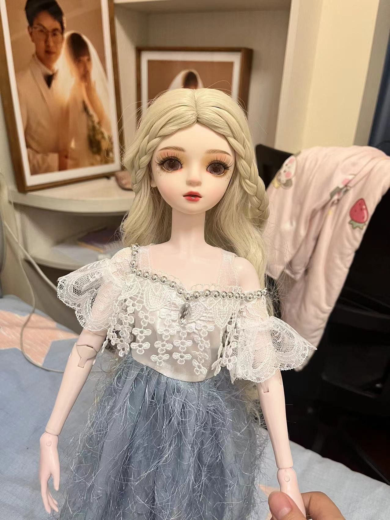 首先,要表扬月月客服小美女!本来一开始还因为价格在犹豫,但月月小仙女超级有耐心的给我发娃娃另外配套的 ......